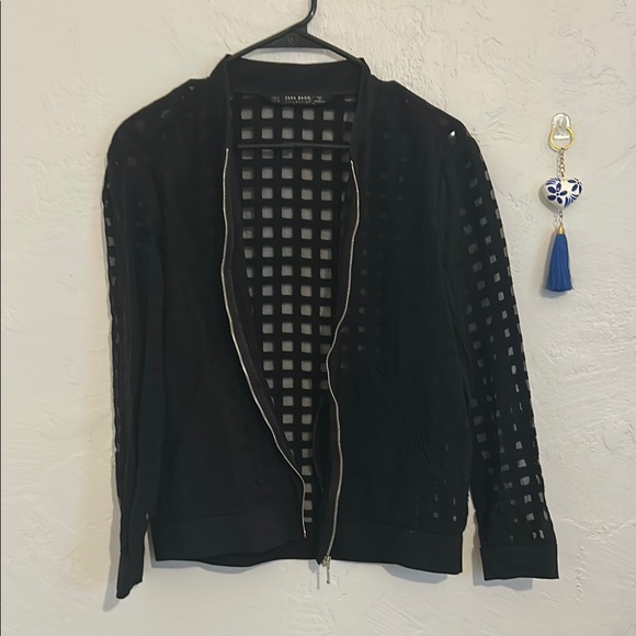 Zara Black Grid Pattern Lightweight Zip Up - Picture 2 of 6